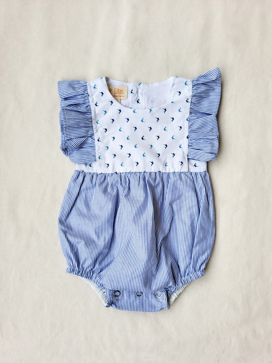 Baby Romper with frills and bloomers in blue | Babydräkt med volanger och bloomers i blått