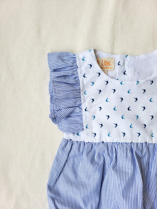 Baby Romper with frills and bloomers in blue | Babydräkt med volanger och bloomers i blått