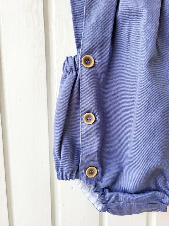 Tuve Baby Romper Sarga Drill in Organic Cotton | Tuve Babis Romper Sarga Drill i ekologisk bomull